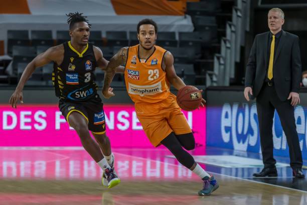 经历高峰与 经历高峰与