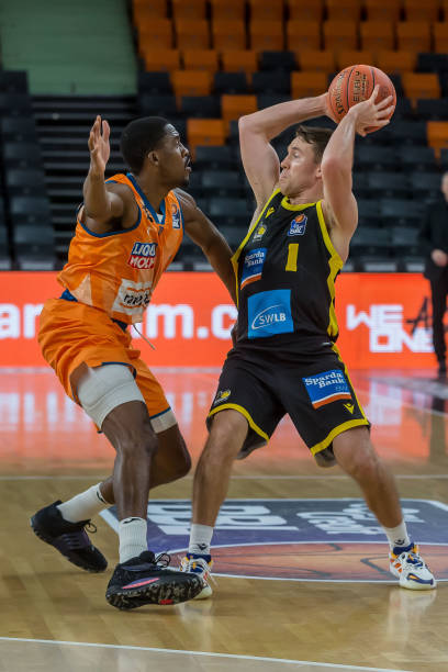 却忽视了他 却忽视了他